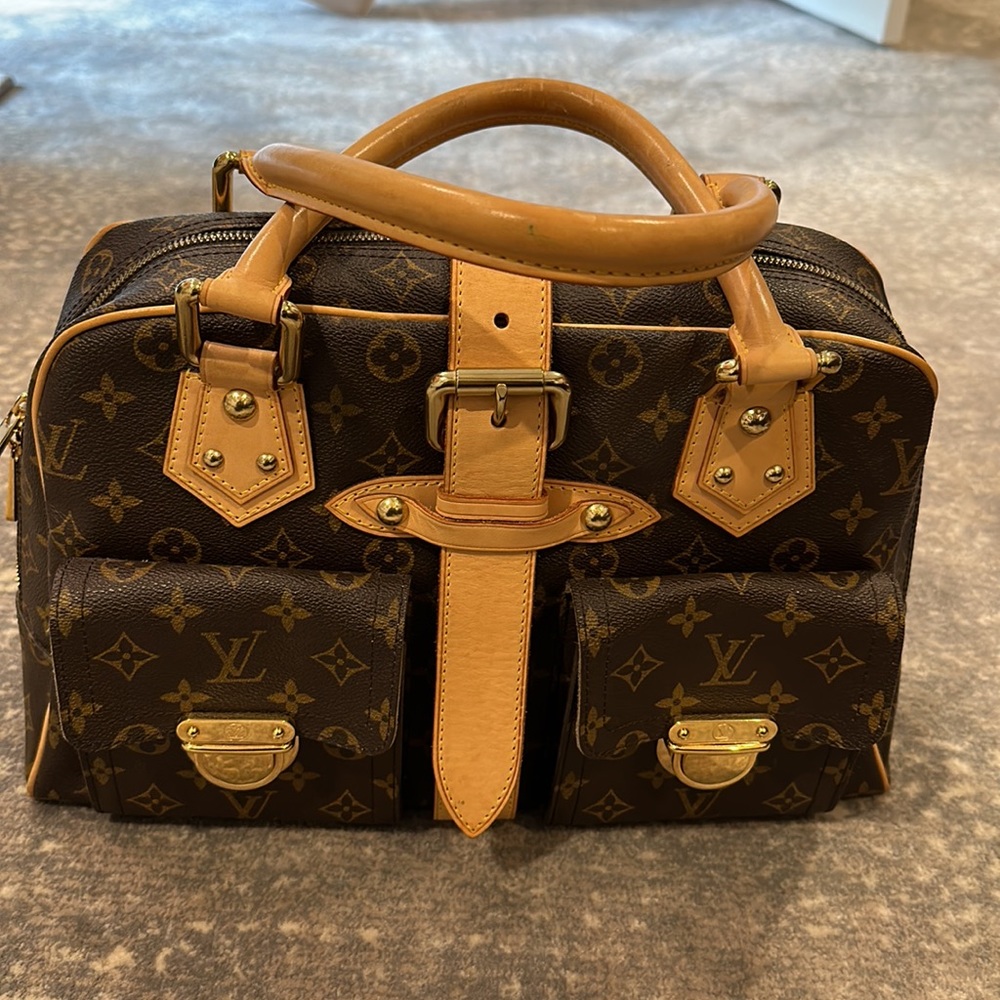 LOUIS VUITTON MANHATTAN GM WORN ONCE WITH ORIGINAL DUST BAG - Picture 5 of 16